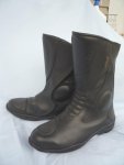 Boots1.jpg