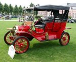 250px-Ford_Modell-T_side_20020707.jpg