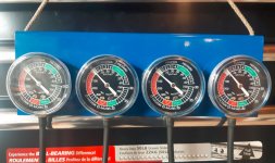 Gauges.JPG