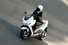burgman-400-suit.jpg
