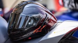 mo-tested-alpinestars-supertech-r10-helmet-review.jpg