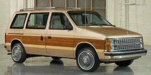 A_Chrysler_minivan_inside_the_companys_headquarters_Chrysler_Archives_RESIZED_2.jpg