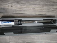 Torque wrench 3/8 drive 10-100 ft lbs and impact sockets