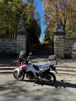 04 brock monument.jpg