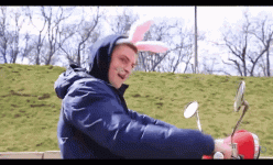 Scoot.gif Scoot.gif